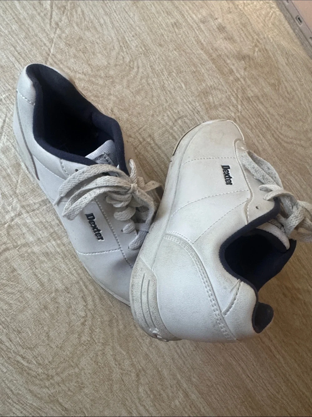 Dexter Women’s bowling shoes